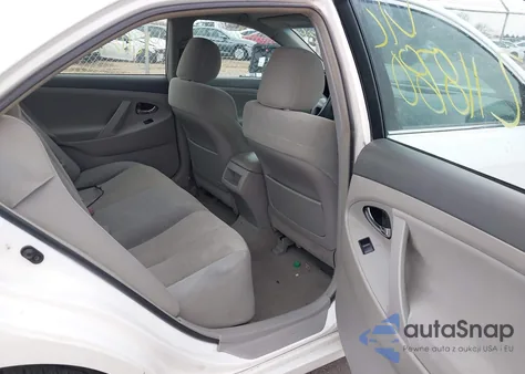 2009 Toyota Camry Le z USA, uszkodzony, nr VIN 4T4BE46K79R073464